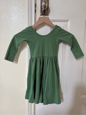 Alice + Ames Ballet Dress - Girls' Green Long-Sleeve Twirl Dress
